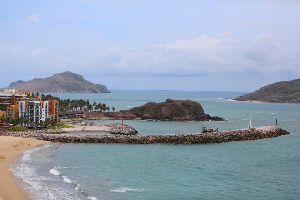 Marina Del Sol Resort Condo Directly On The Ocean 102 Mazatlan Exterior photo